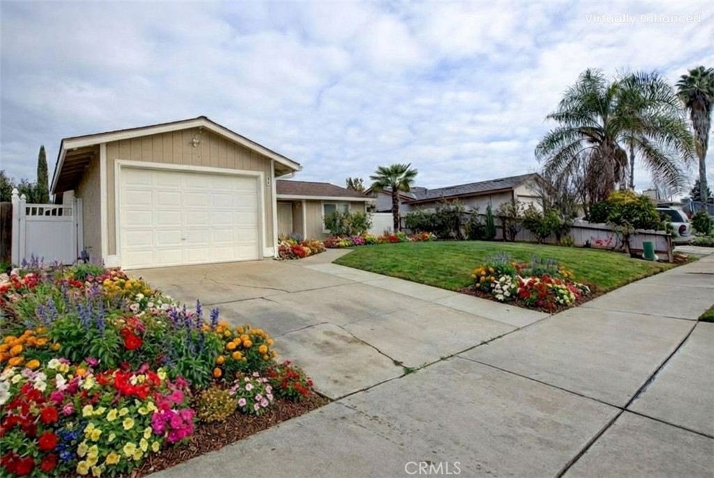 Residential for sale at 49 W Swallow, Merced CA featuring 3 beds and 2 baths