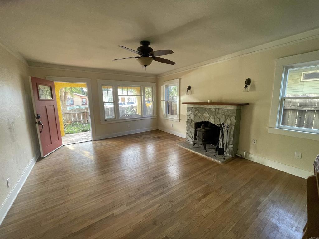 Residential for sale at 121 E Warner St, Ventura CA featuring 2 beds and 1 bath