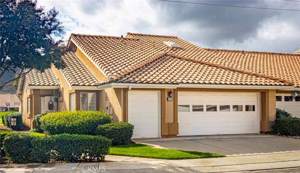 Residential Lease for rent at 5406 Trevino, Banning CA featuring 2 beds and 2 baths