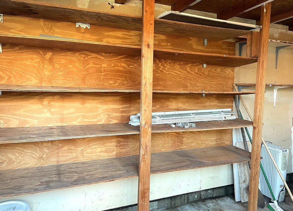 Residential for sale at 363 W Bissell Ave, Richmond CA featuring 2 beds and 1 bath