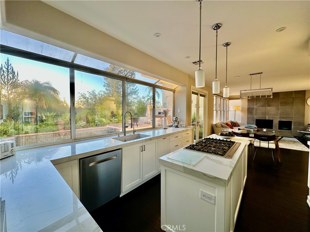 Residential Lease for rent at 8 Crystalglen, Aliso Viejo CA featuring 4 beds and 3 baths