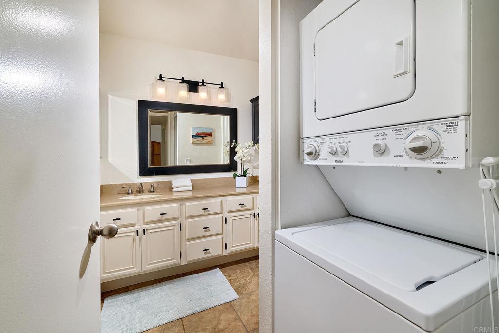 Residential for sale at 1055 FICUS LANE, San Marcos CA featuring 1 bed and 1 bath