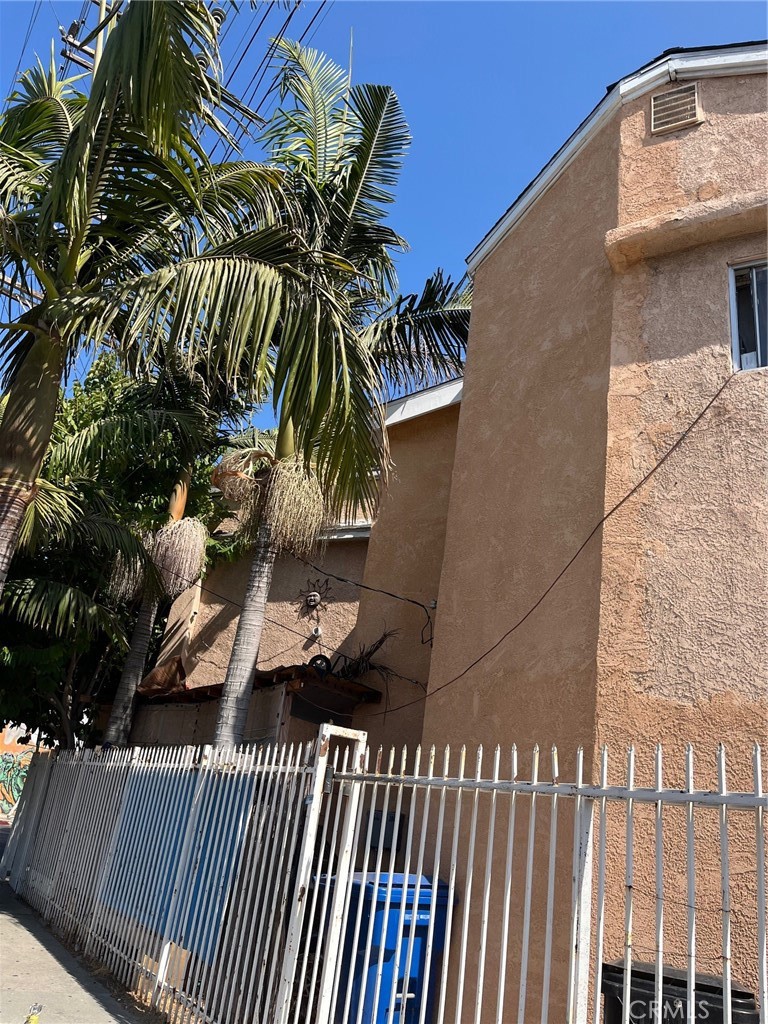 Residential Income for sale at 300 E 42nd Place, Los Angeles CA