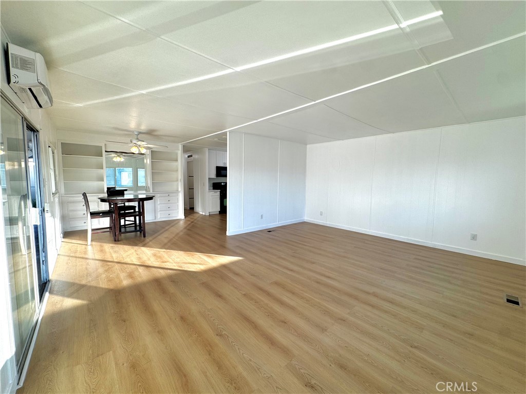 Manufactured In Park for sale at 1455 S State Street 111, Hemet CA featuring 2 beds and 2 baths