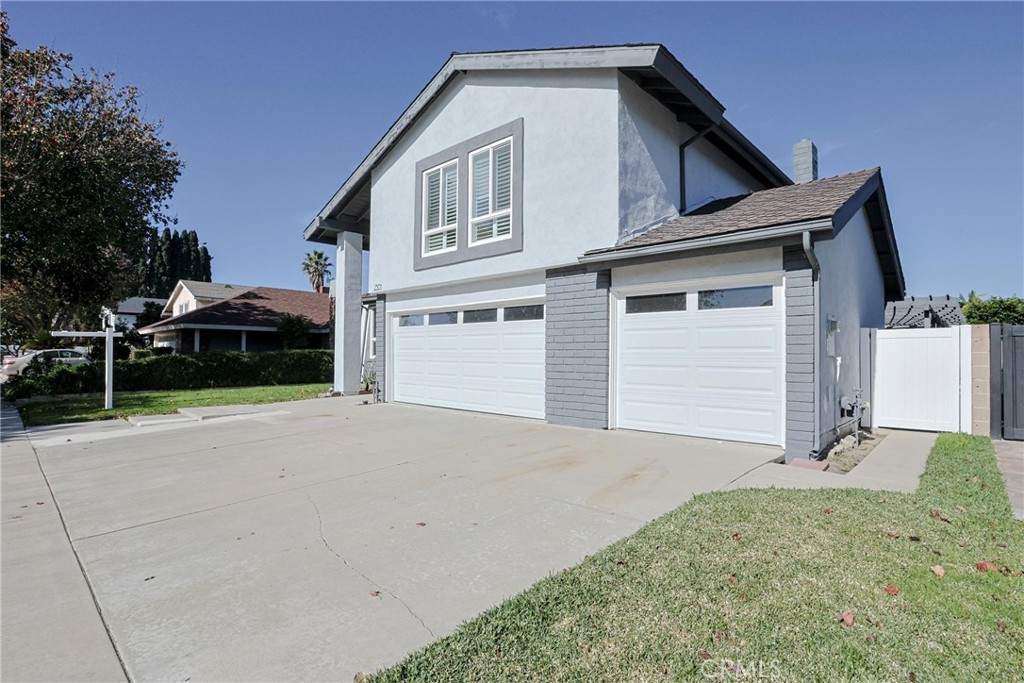 Residential for sale at 2301 W Manly, Santa Ana CA featuring 4 beds and 3 baths