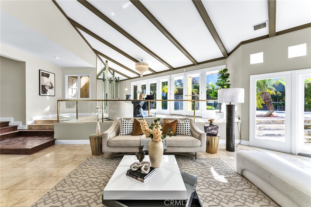 Residential for sale at 3 Park Place, Rancho Palos Verdes CA featuring 5 beds and 4 baths