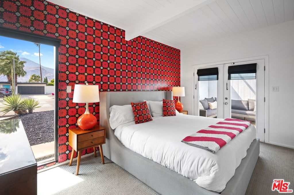 Residential Lease for rent at 668 N Farrell Drive, Palm Springs CA featuring 3 beds and 2 baths