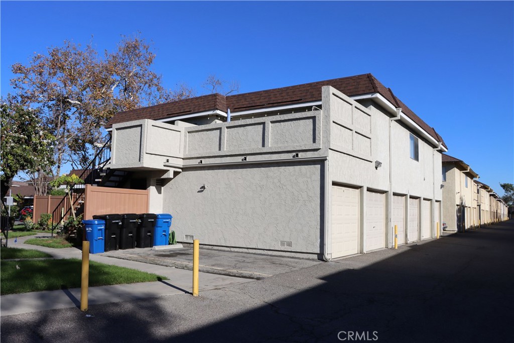 Residential for sale at 12410 Rancho Vista, Cerritos CA featuring 2 beds and 1 bath