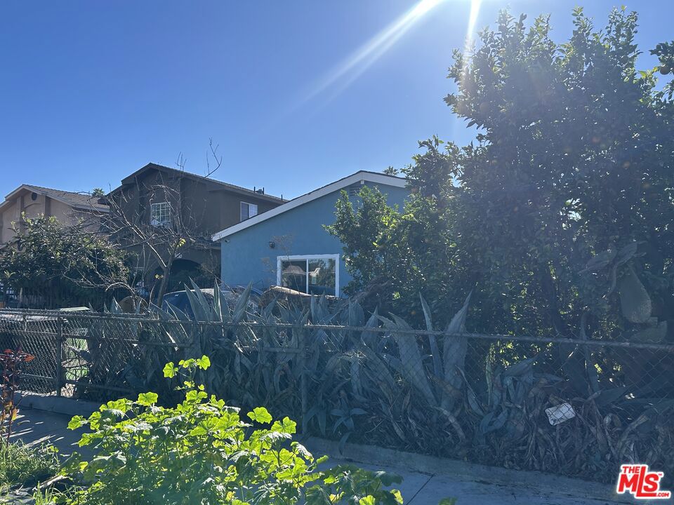 Residential for sale at 124 E 76th Street, Los Angeles CA featuring 3 beds and 2 baths