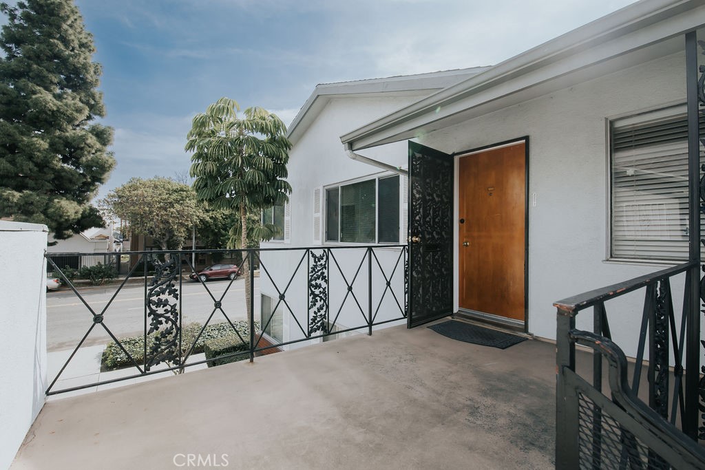 Residential for sale at 433 Atlantic 6, Long Beach CA featuring 2 beds and 1 bath