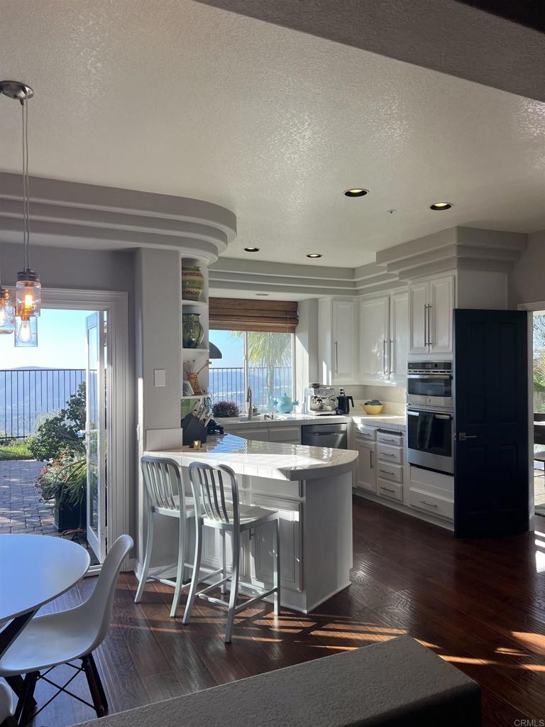 Residential Lease for rent at 1969 Woodland Heights Gln, Escondido CA featuring 4 beds and 3 baths