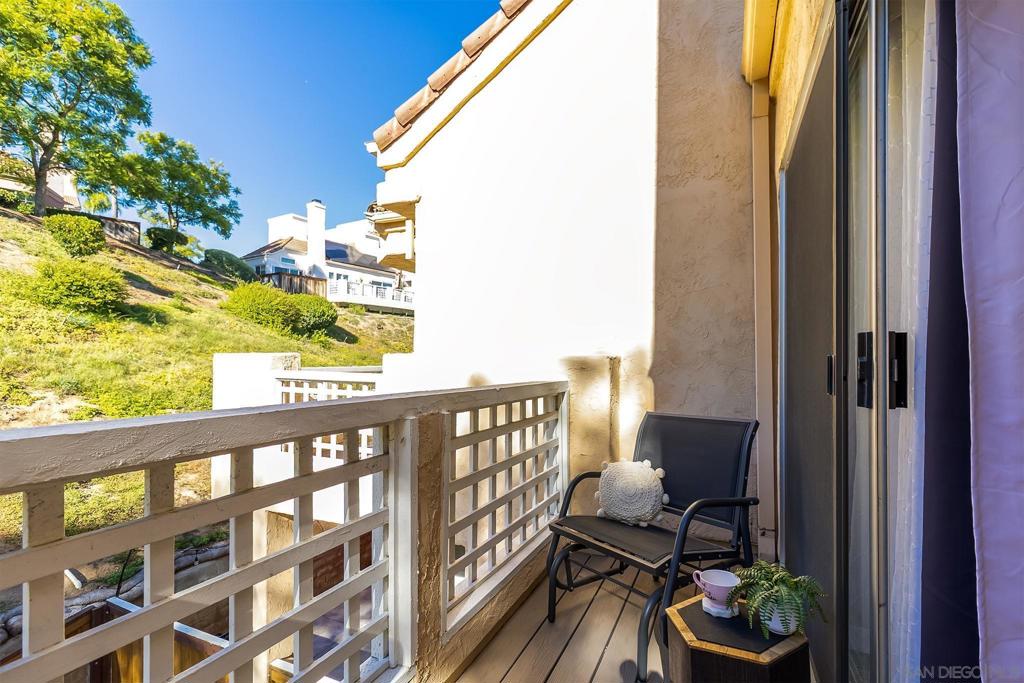 Residential for sale at 12038 Calle De Leon 71, El Cajon CA featuring 2 beds and 3 baths