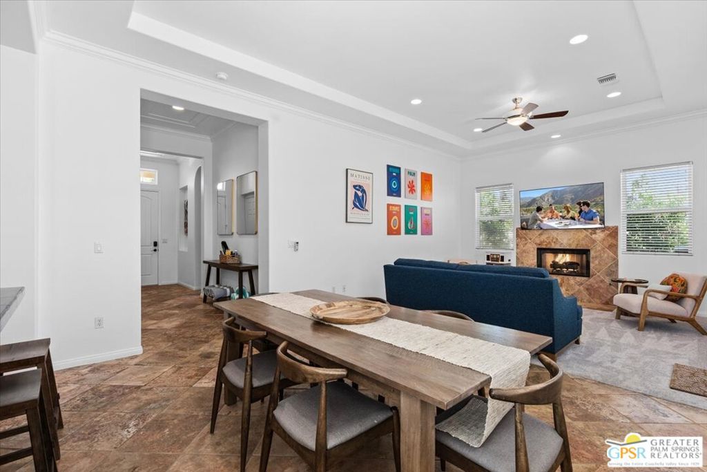 Residential for sale at 57410 Via Vista Vista, La Quinta CA featuring 2 beds and 2 baths