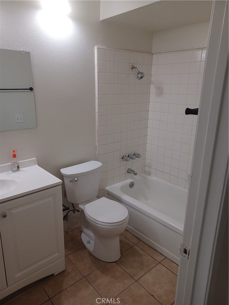 Residential Lease for rent at 24322 El Pilar, Laguna Niguel CA featuring 2 beds and 2 baths