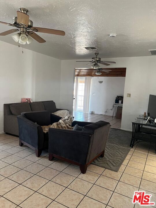 Residential for sale at 8424 Hosey Avenue, Bakersfield CA featuring 2 beds and 1 bath