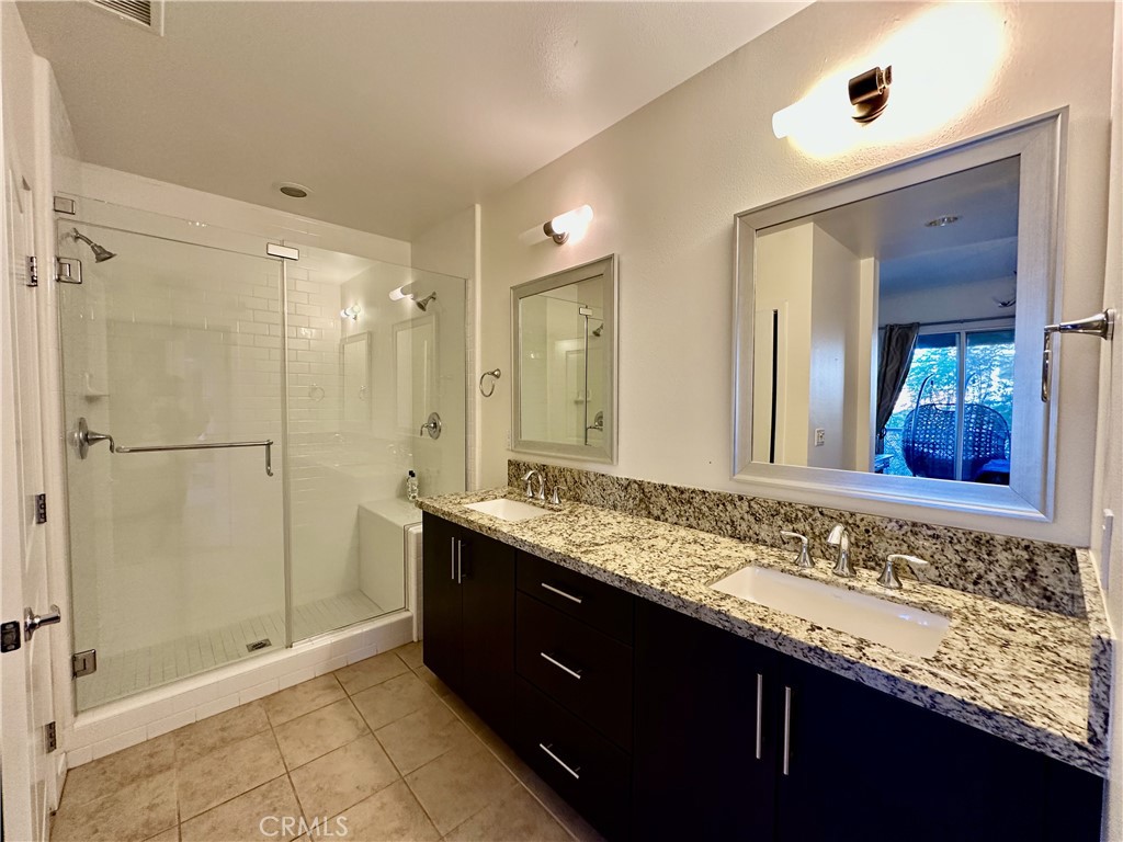 Residential Lease for rent at 21 Gramercy 319, Irvine CA featuring 2 beds and 2 baths