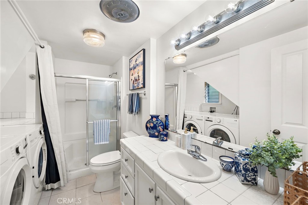 Residential Lease for rent at 189 Lower Cliff Drive, Laguna Beach CA featuring 2 beds and 2 baths