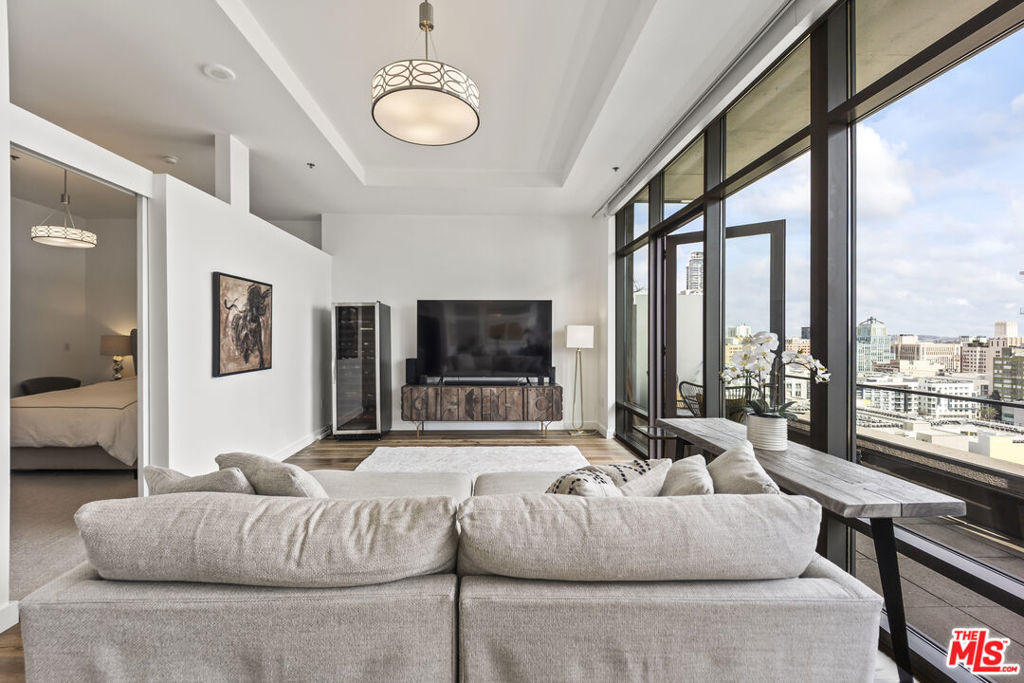 Residential for sale at 1100 S Hope Street PH105, Los Angeles CA featuring 2 beds and 3 baths
