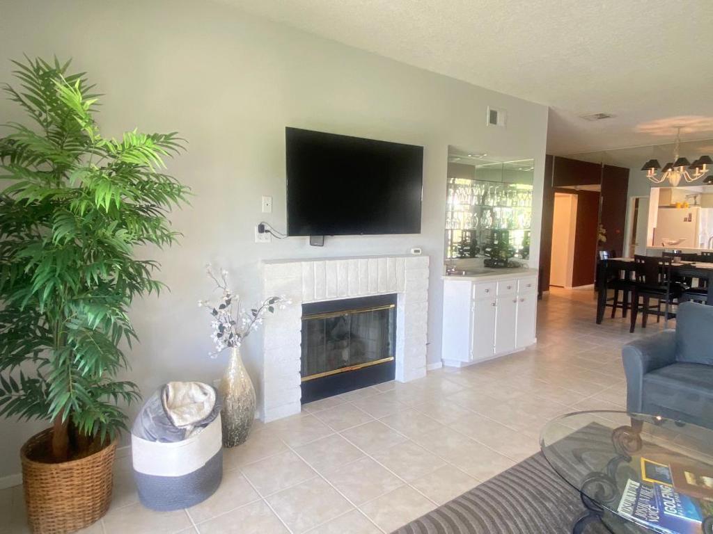 Residential Lease for rent at 413 Desert Falls Drive N, Palm Desert CA featuring 2 beds and 2 baths