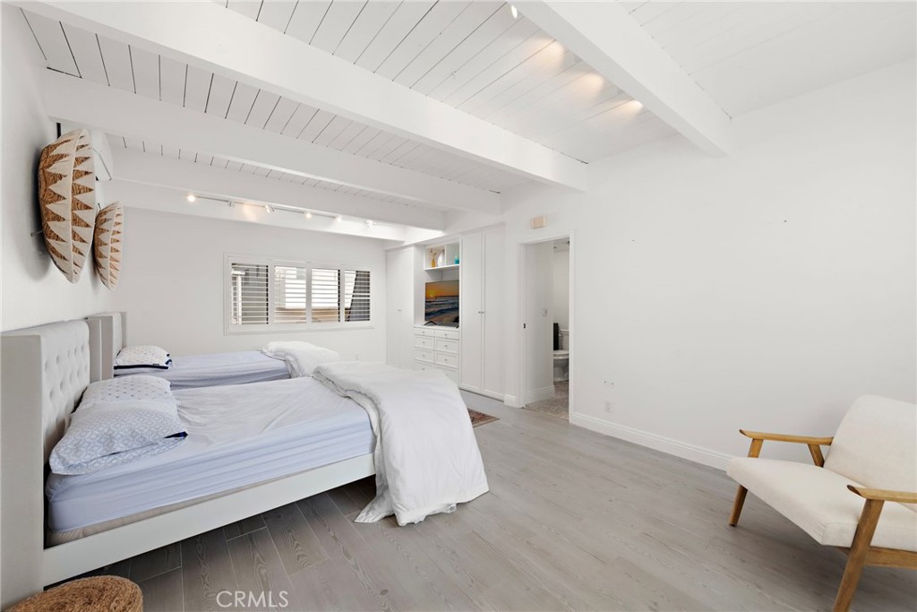 Residential Lease for rent at 11770 Pacific Coast N, Malibu CA featuring 3 beds and 4 baths