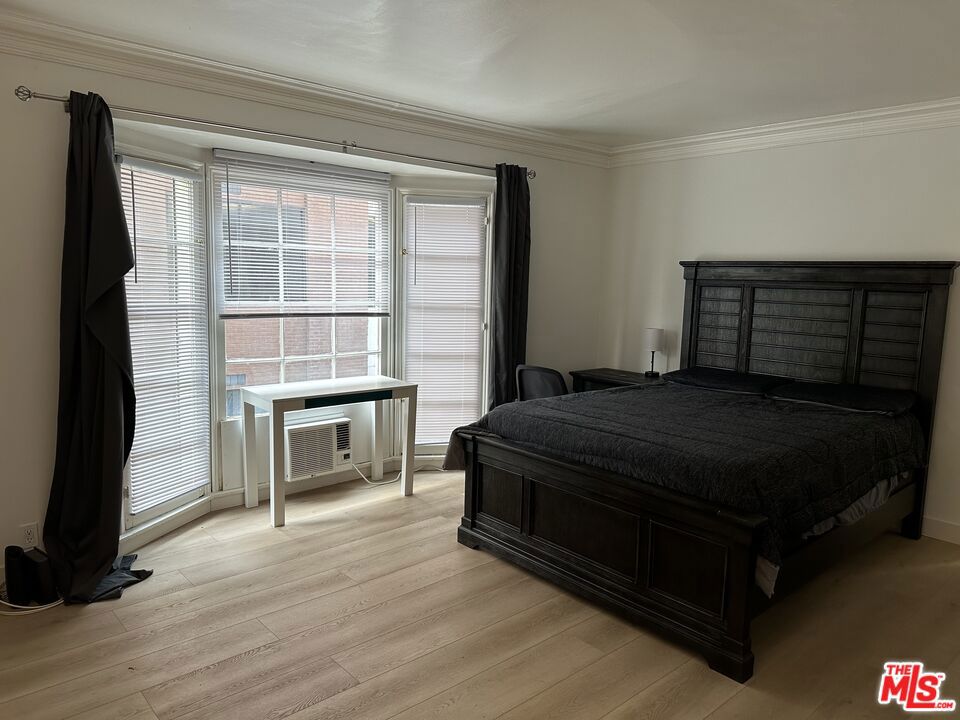 Residential Lease for rent at 325 N Palm Drive F, Beverly Hills CA and 1 bath