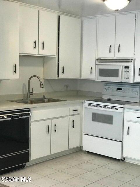 Residential Lease for rent at 286 Oakleaf Drive 23, Thousand Oaks CA featuring 1 bed and 1 bath