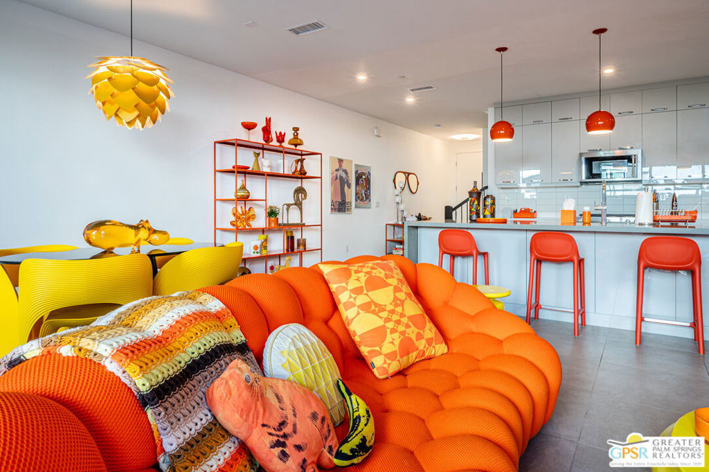 Residential for sale at 274 Mayfair Way, Palm Springs CA featuring 2 beds and 3 baths