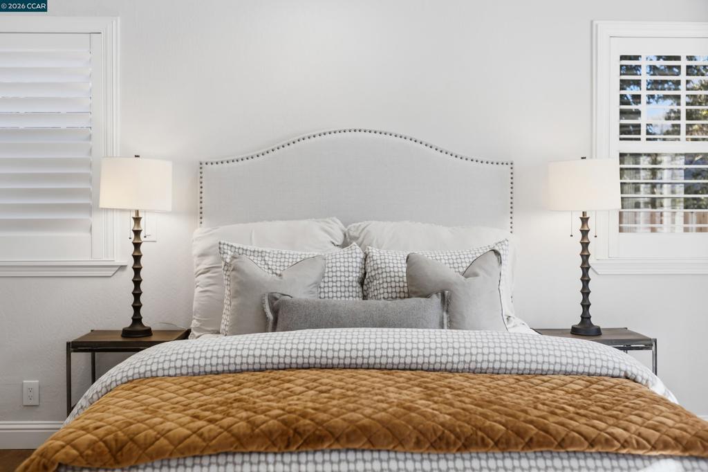 Residential for sale at 141 Park Ave, Walnut Creek CA featuring 3 beds and 2 baths