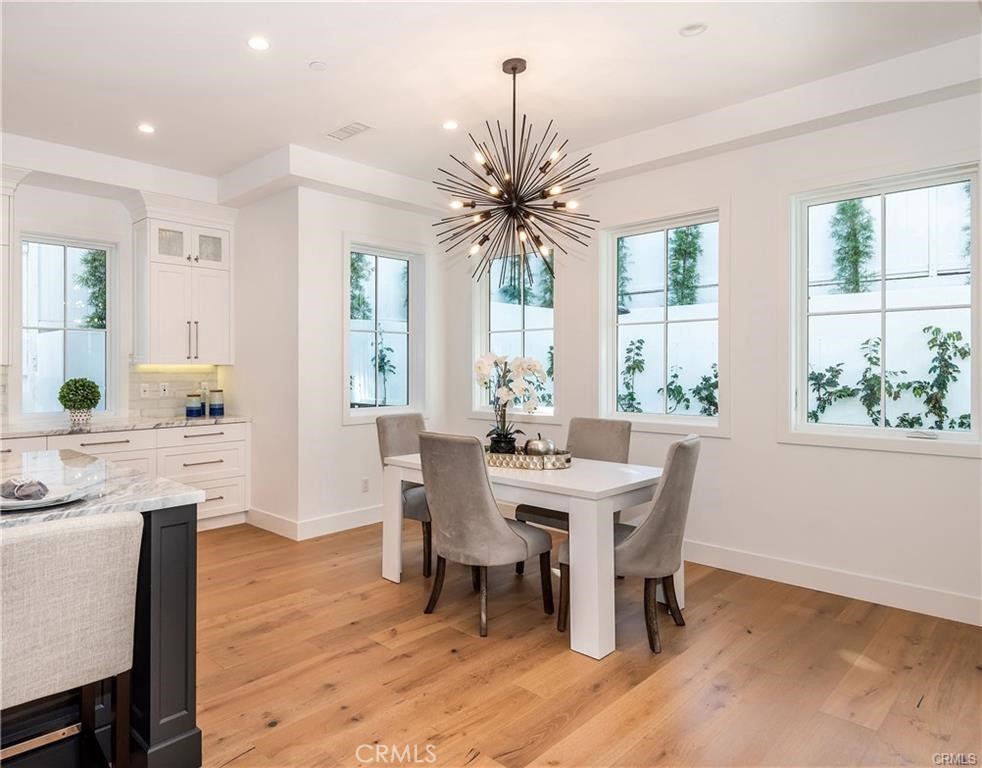 Residential Lease for rent at 2921 Laurel Avenue, Manhattan Beach CA featuring 6 beds and 8 baths