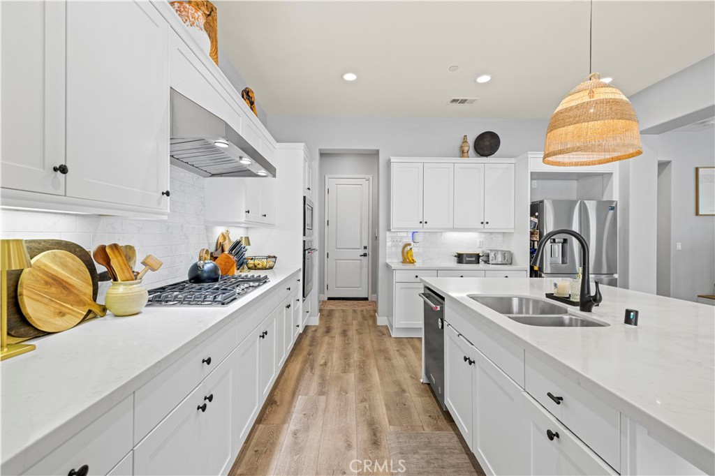 Residential for sale at 20825 Red Sky Ct, Saugus CA featuring 5 beds and 5 baths