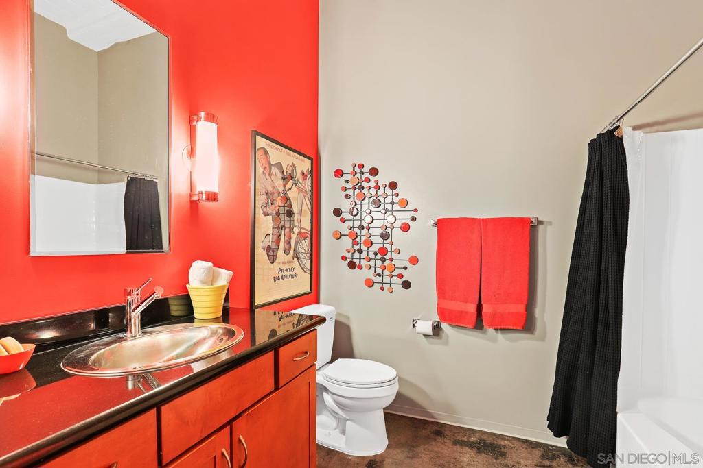 Residential for sale at 420 S San Pedro 529, Los Angeles CA and 1 bath