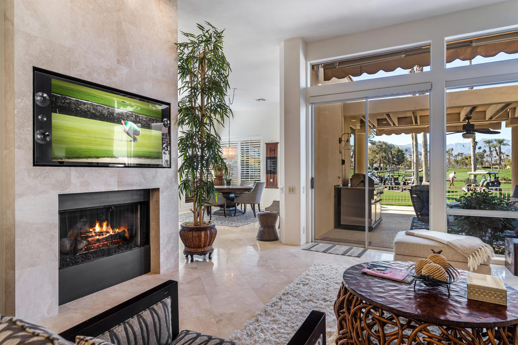 Residential for sale at 75762 Vista Del Rey, Indian Wells CA featuring 3 beds and 3 baths