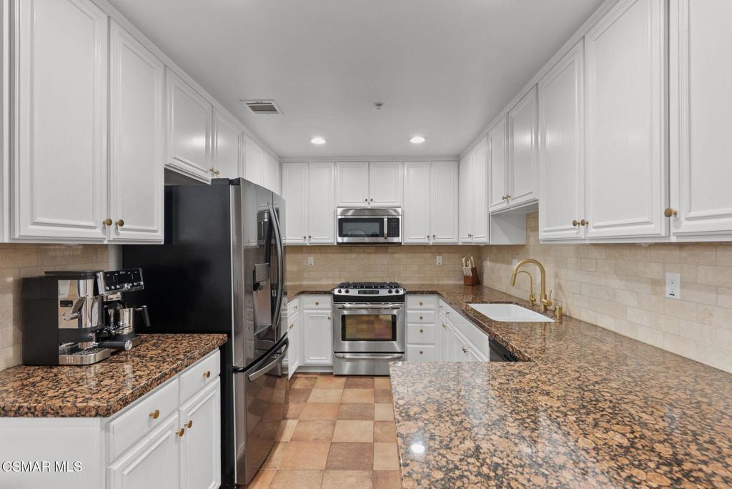 Residential for sale at 1178 Vista Canyon Lane 22, Newbury Park CA featuring 3 beds and 3 baths