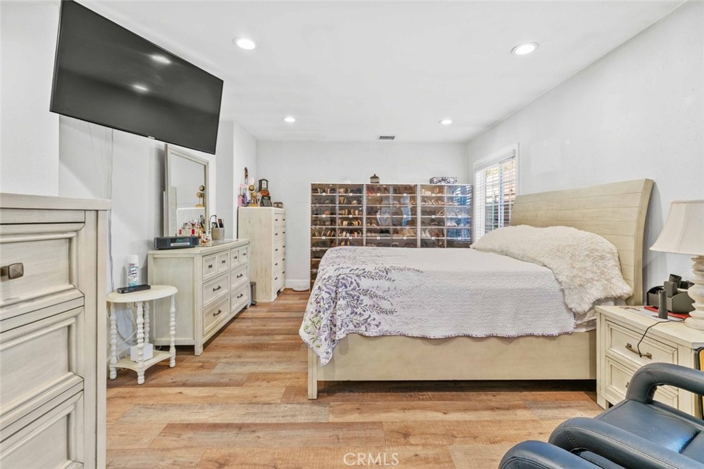 Residential for sale at 2468 Richelieu Avenue, Los Angeles CA featuring 3 beds and 2 baths