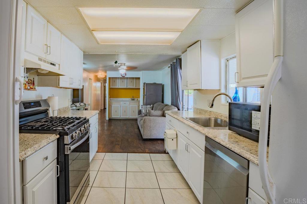 Manufactured In Park for sale at 450 E Bradley Avenue SPC 106, El Cajon CA featuring 3 beds and 2 baths