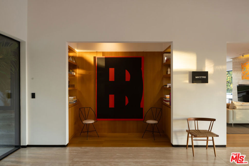 Residential Lease for rent at 1120 El Retiro Way, Beverly Hills CA featuring 7 beds and 9 baths