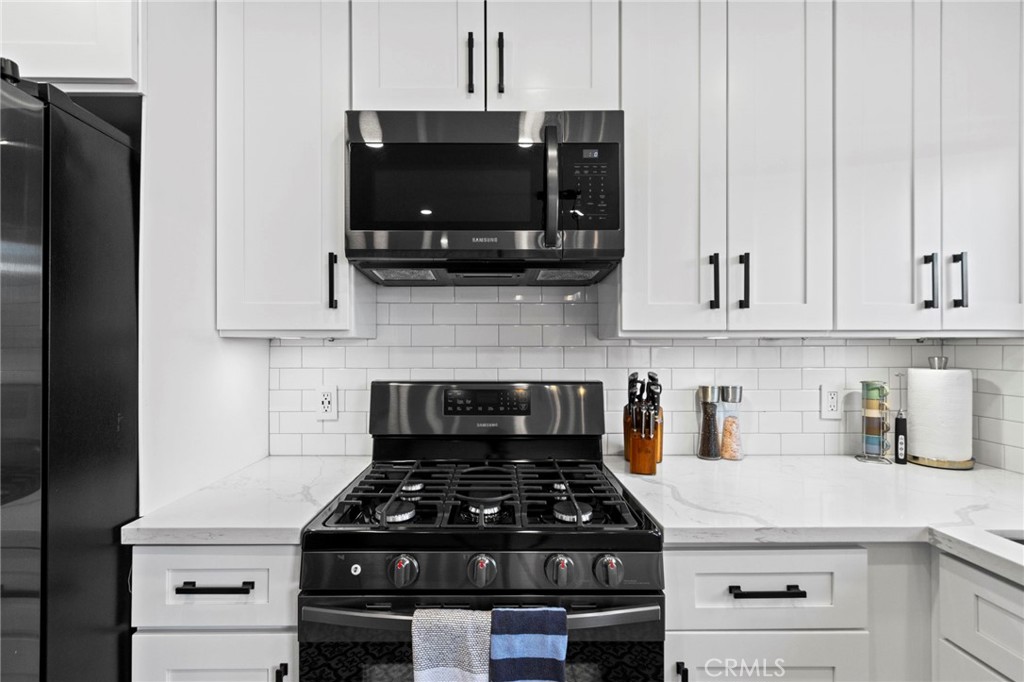 Residential for sale at 12100 Montecito 70, Los Alamitos CA featuring 4 beds and 2 baths