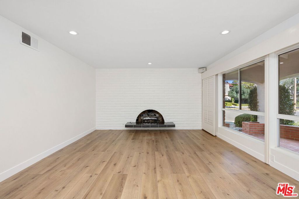 Residential Lease for rent at 4231 Orchardview Court, Westlake Village CA featuring 5 beds and 3 baths