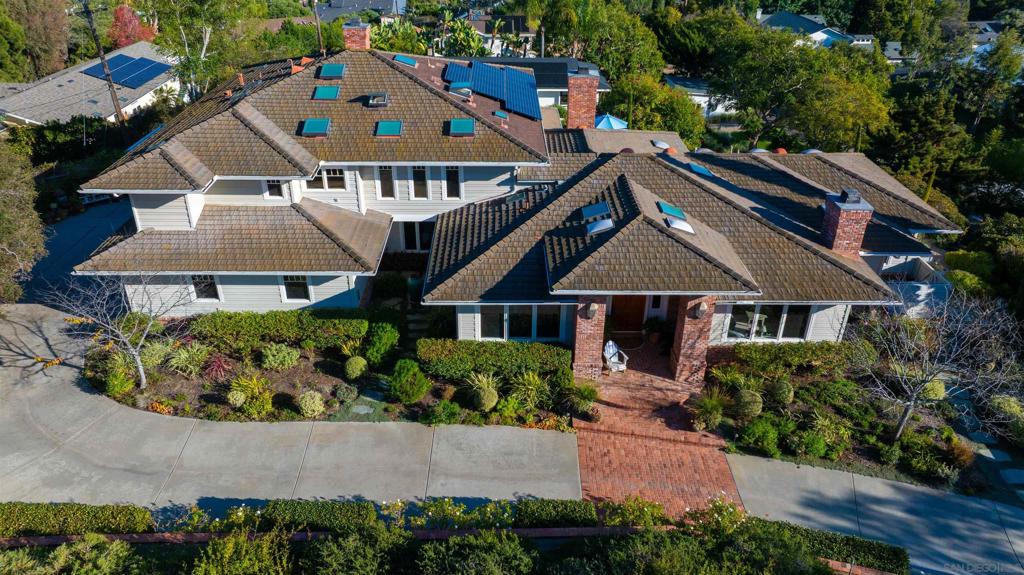Residential for sale at 516 Whisper Wind Dr, Encinitas CA featuring 5 beds and 5 baths
