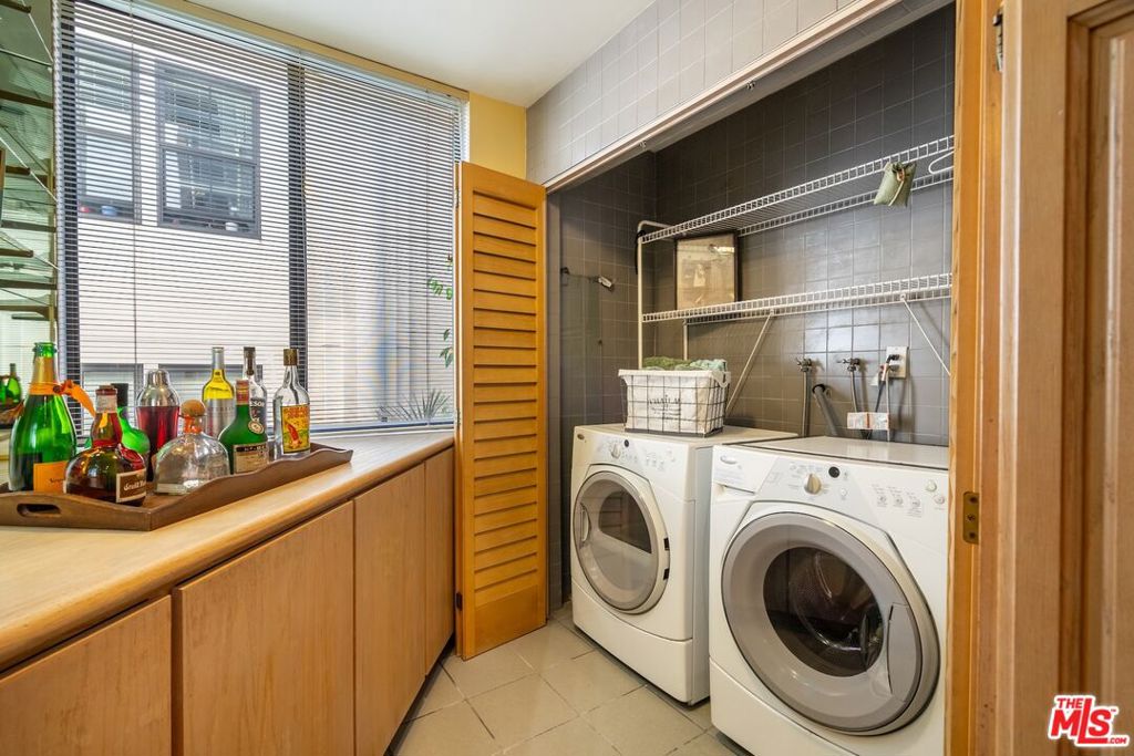 Residential for sale at 11755 Montana Avenue 201, Los Angeles CA featuring 3 beds and 3 baths