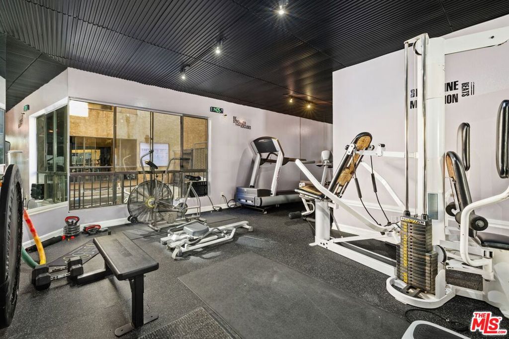 Residential for sale at 1735 N Fuller Avenue 121, Los Angeles CA featuring 1 bed and 1 bath
