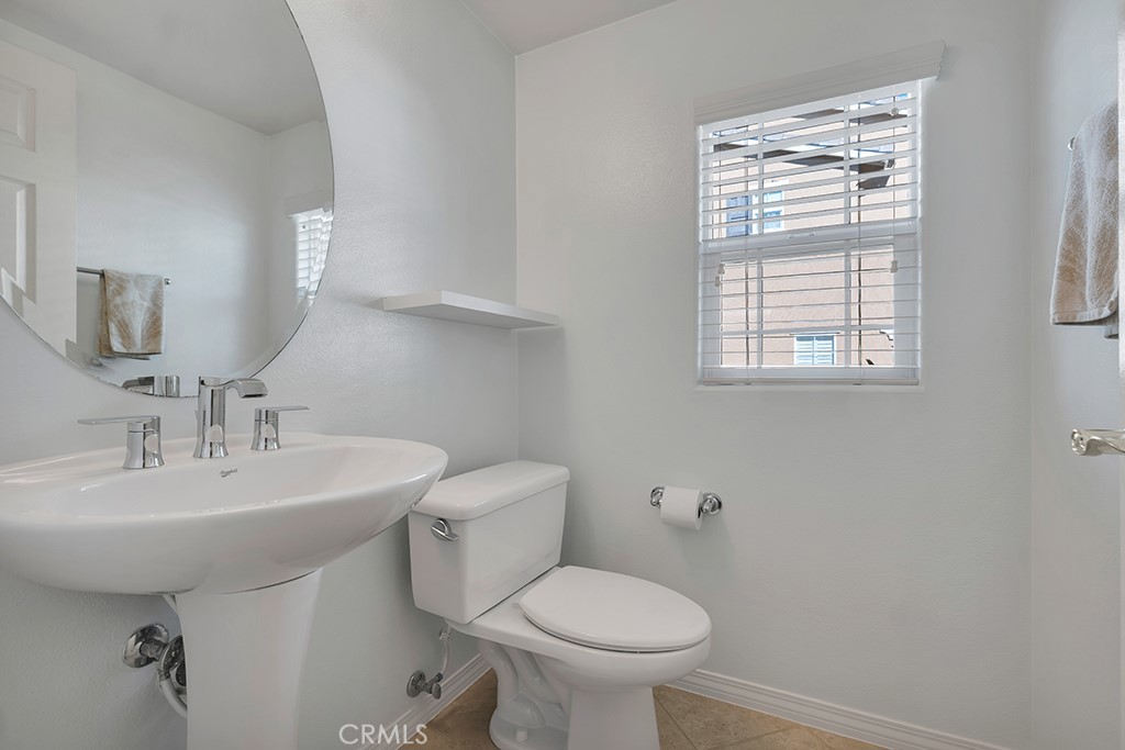 Residential for sale at 406 Town Forest Court, Camarillo CA featuring 3 beds and 3 baths