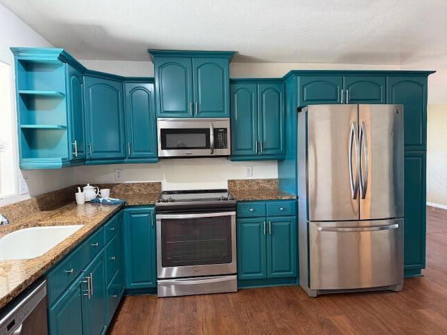 Manufactured In Park for sale at 39246 Manzanita Drive, Palm Desert CA featuring 2 beds and 2 baths