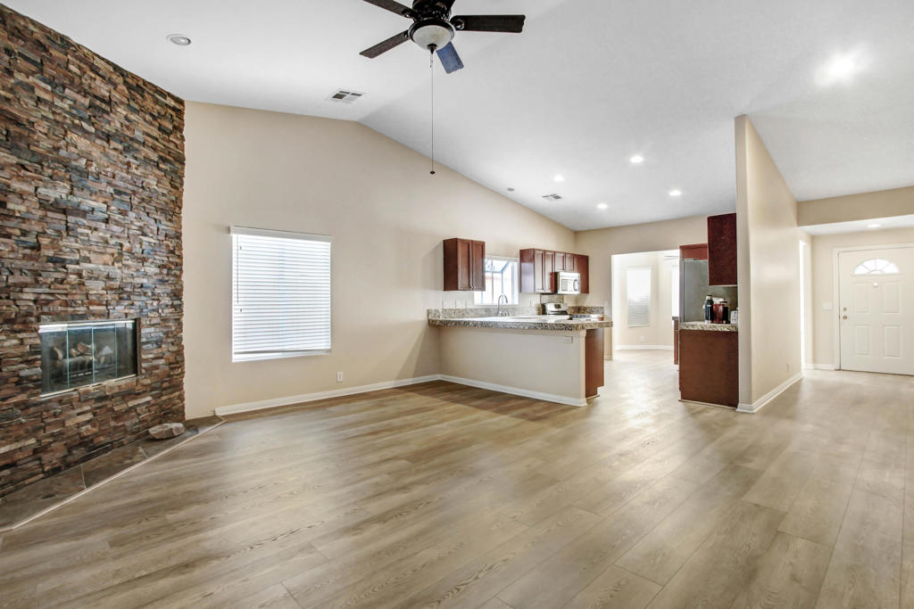 Residential Lease for rent at 68695 Vista Chino, Cathedral City CA featuring 4 beds and 2 baths