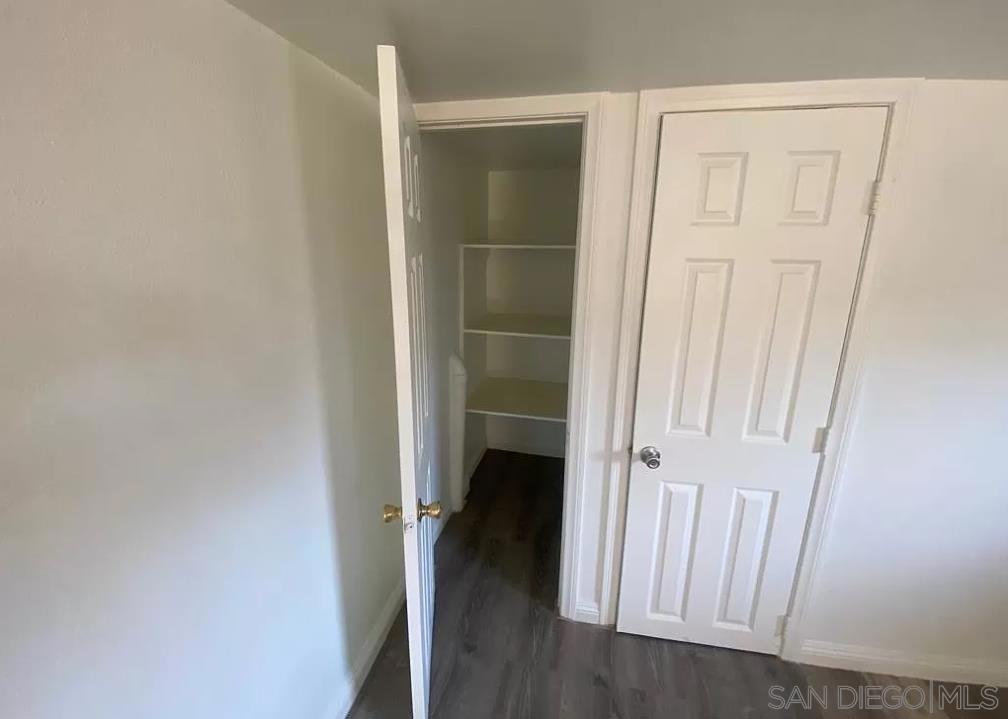 Residential Lease for rent at 528 N Citrus Ave, Vista CA featuring 1 bed and 1 bath