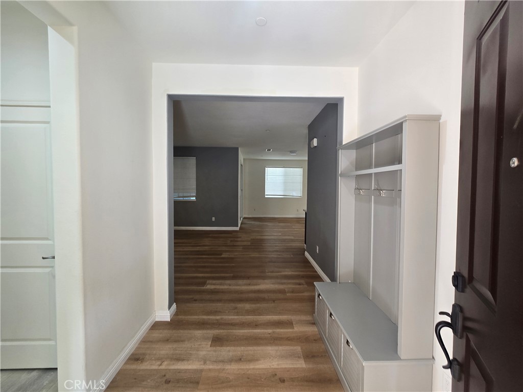 Residential Lease for rent at 220 W Via Rua Flores, Ontario CA featuring 4 beds and 3 baths