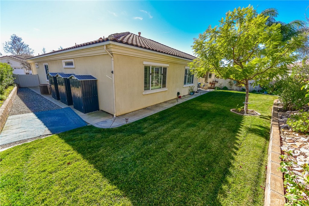 Residential for sale at 956 Gleneagles, Beaumont CA featuring 2 beds and 3 baths