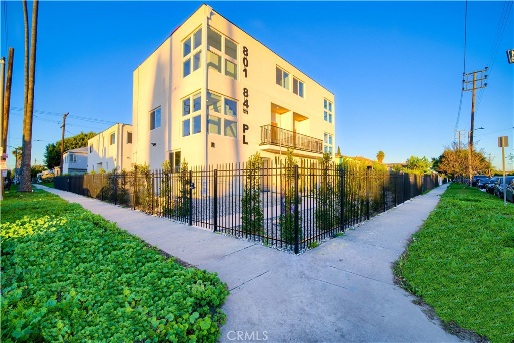 Residential Lease for rent at 8414 S McKinley Avenue, Los Angeles CA featuring 5 beds and 5 baths
