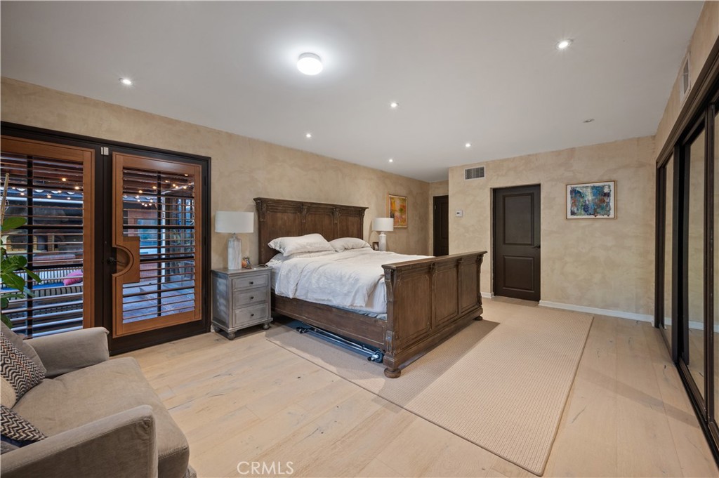 Residential for sale at 5526 Fulton Avenue, Sherman Oaks CA featuring 4 beds and 3 baths