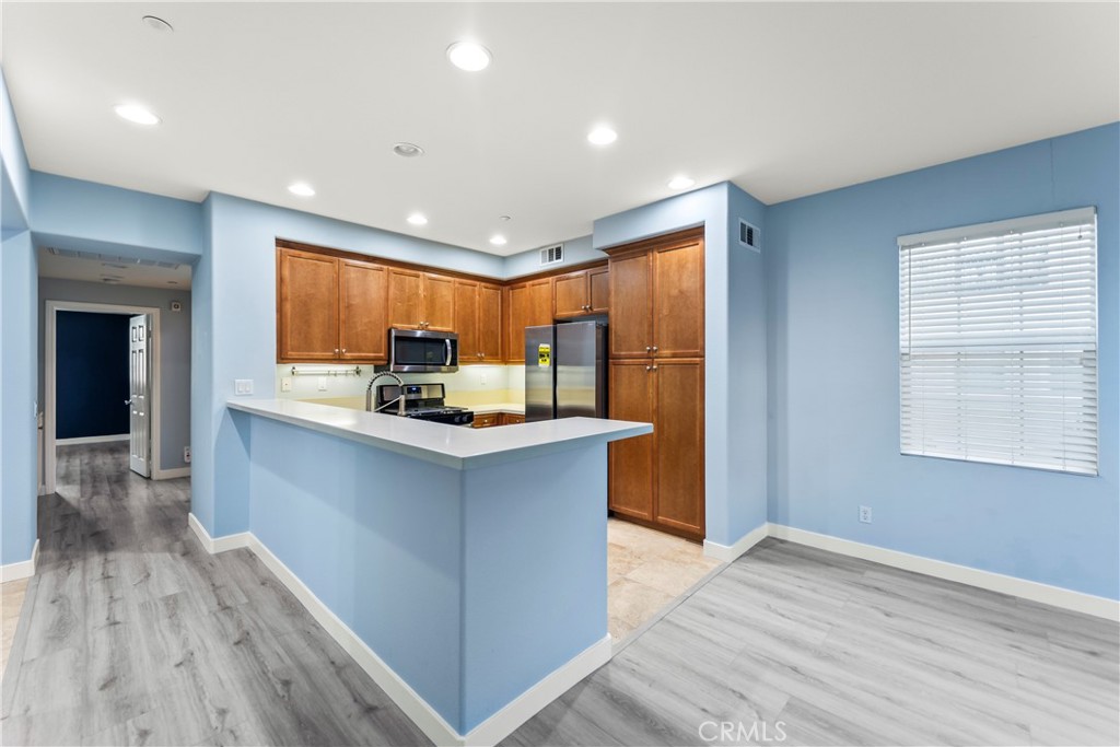 Residential Lease for rent at 145 Sanctuary, Irvine CA featuring 2 beds and 2 baths